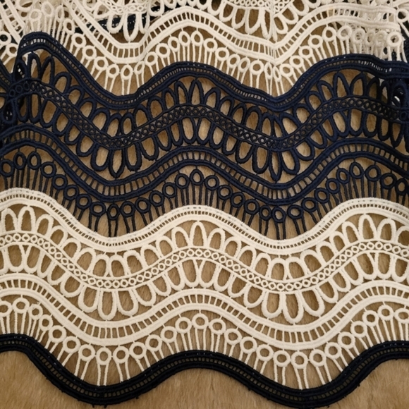 Self-Portrait Off-the-Shoulder Wave Guipure Short Dress - Picture 12 of 12